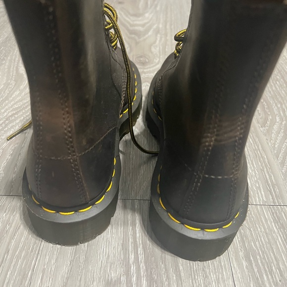 Dr. Martens 1460 Crazy Horse Gaucho Brown Boots Woman’s size 6 Brand New - Picture 3 of 5